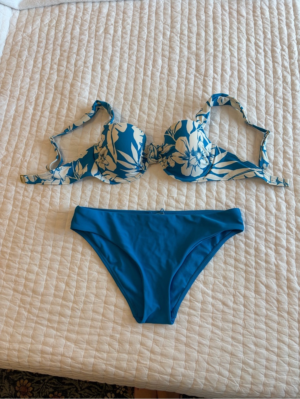 Shade & Shore Blue Floral Underwire Bikini Set